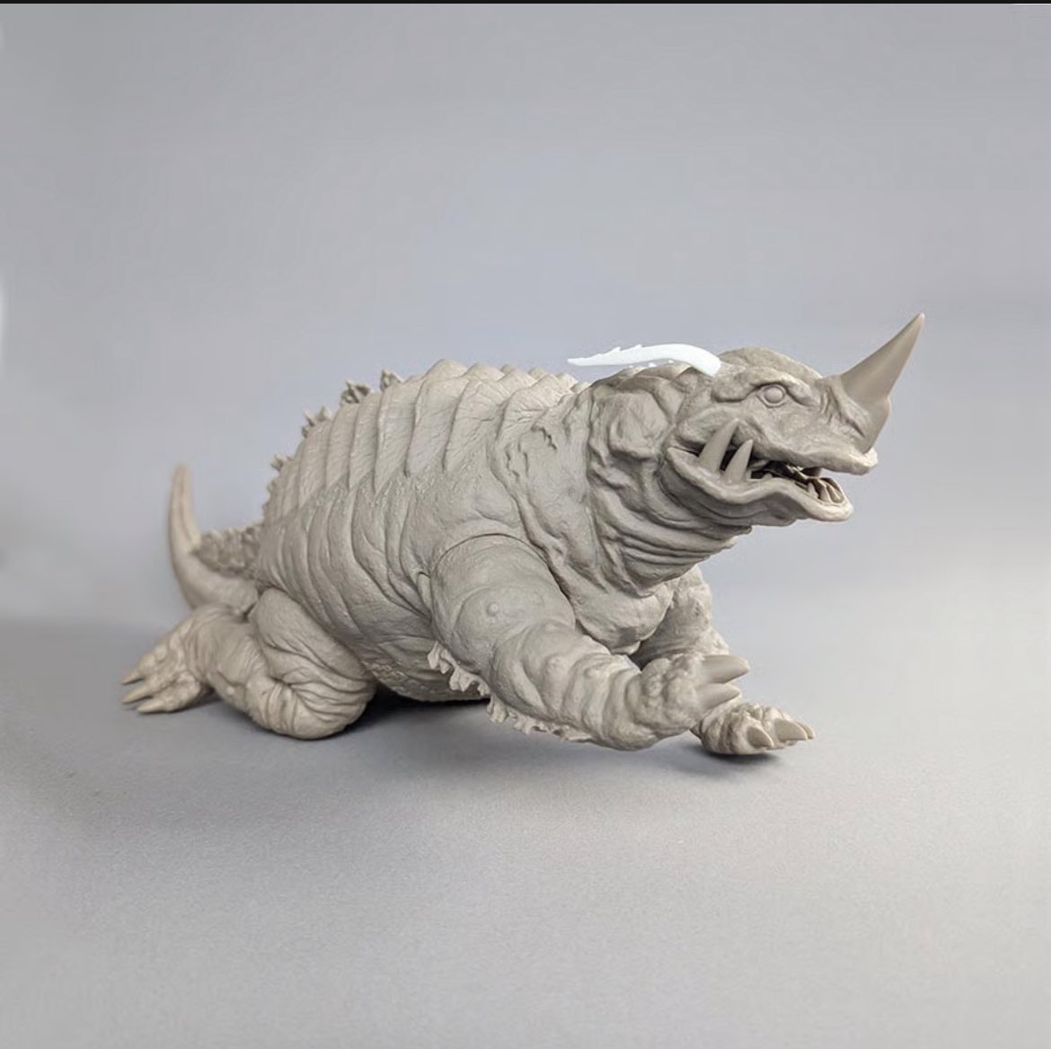 お知らせ】 #ビリケン商会 の2025年の新アイテム・透明怪獣ネロンガ