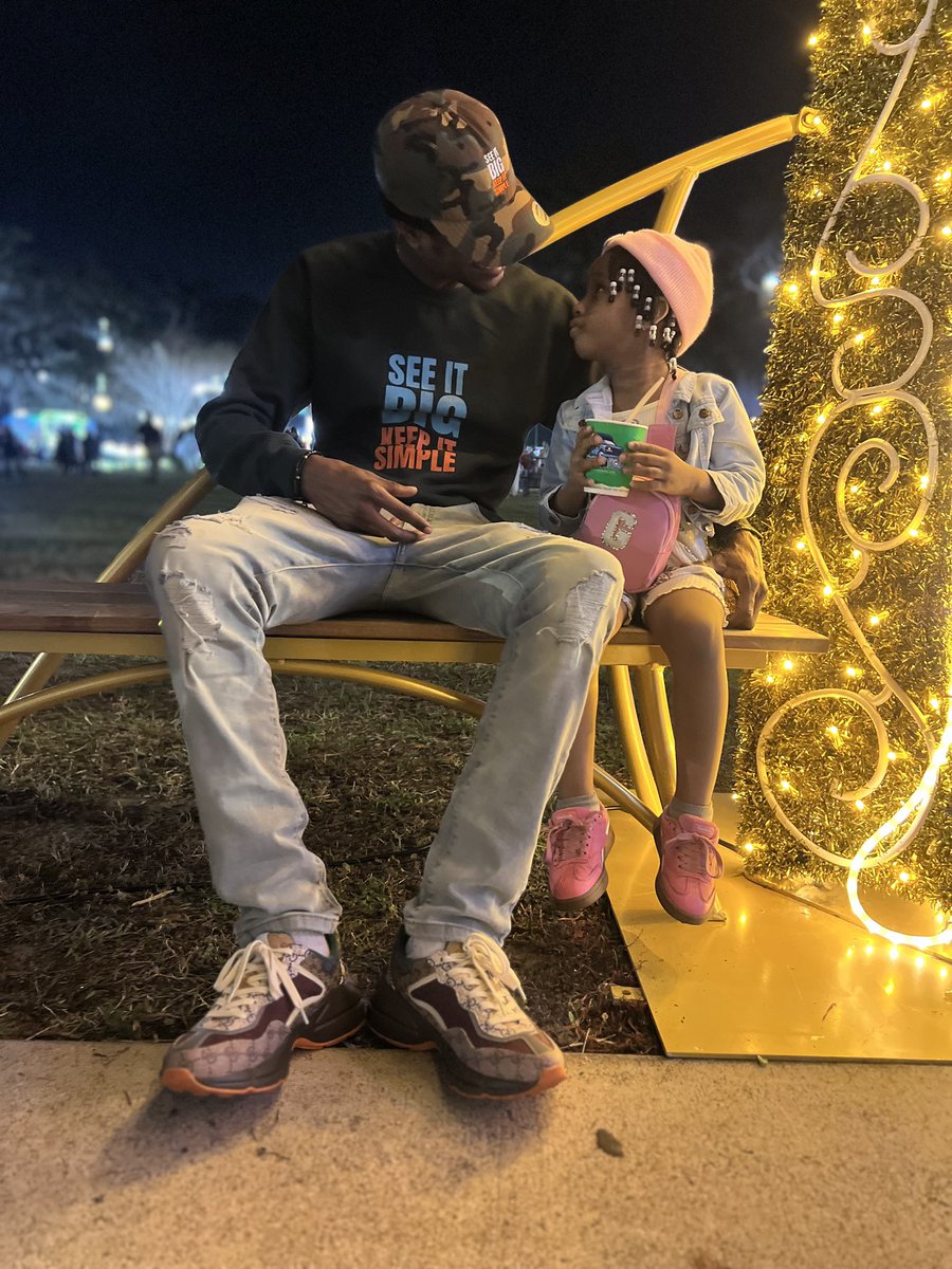 MerissaintK's tweet image. Nou outside 🌬️🌬️
#SEEITBIG
#KEEPITSIMPLE
@given_official1 braaaannnnnd