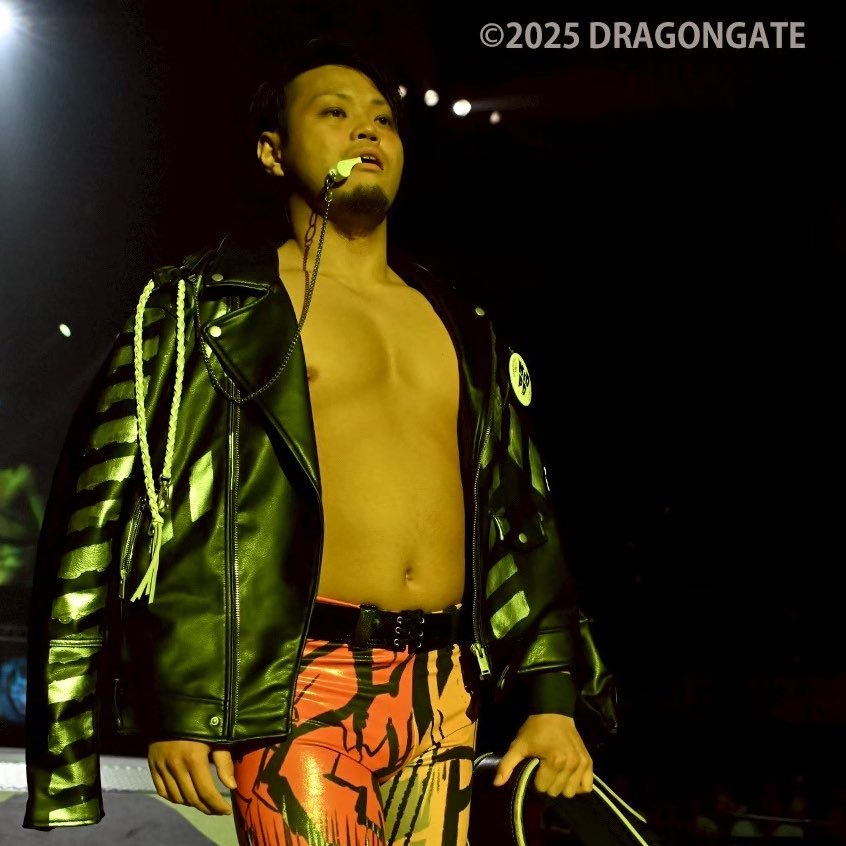 DRAGONGATEmobile 情報】 本日は #加藤良輝 選手のデビュー記念日です
