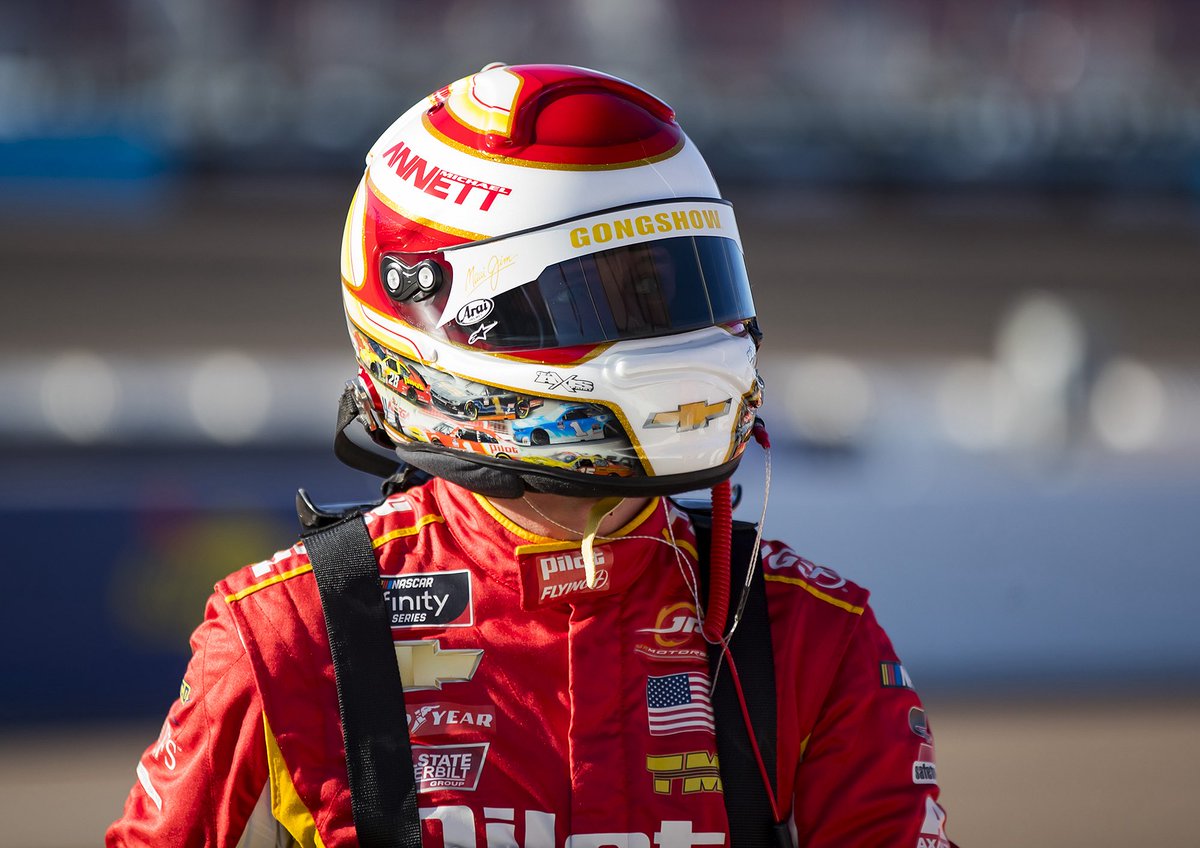 rebilasphoto's tweet image. Sad news with the passing of former #NASCAR driver Michael Annett at the age of 39.  Here’s four photos from his final career race in 2021 at Phoenix. RIP Michael 

📷 @rebilasphoto