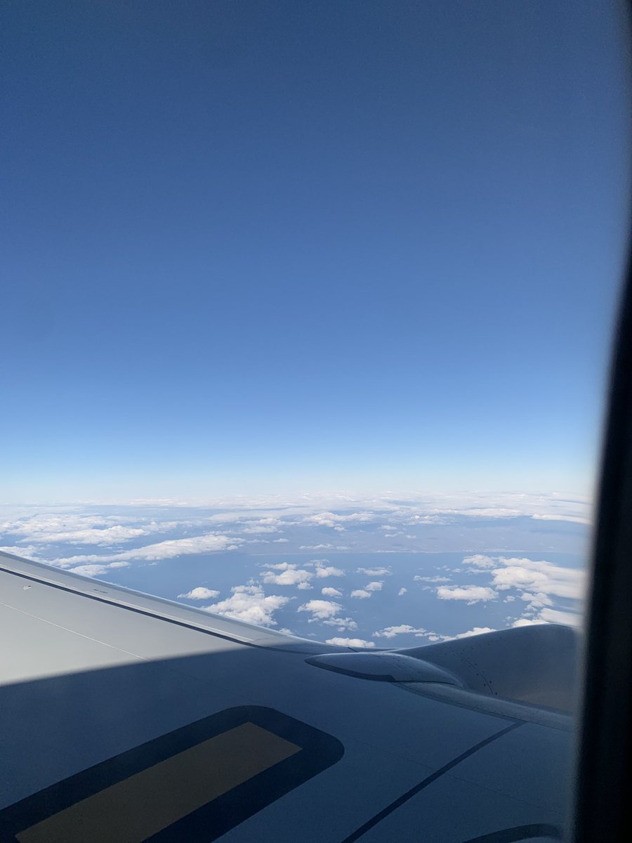 見えてきたぞー。 北海道。