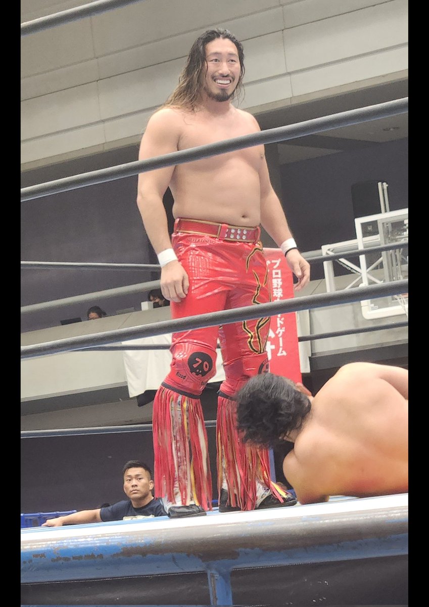 junayeahoh's tweet image. 2025.12.5 
エディオンアリーナ大阪第2
WORLD  TAG LEAGUE 2025
久しぶりの陽太様✨
やっぱりかっこいい😊
ゲイブはきっと陽太君の気を引きたいんだな😅
心が広い陽太様。

どうか2人の仲が、いい方向へ向かいますように🎵

#辻陽太  #njwti #njpw