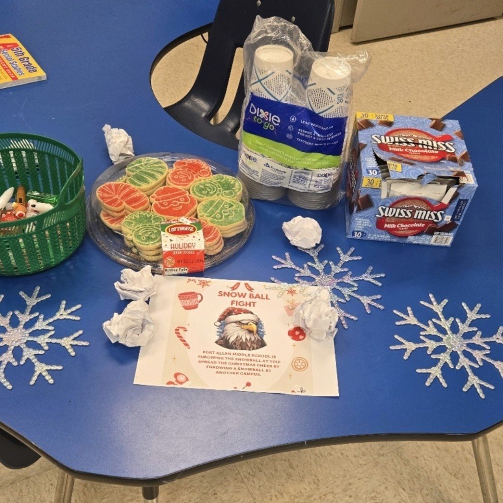 HUGE THANKS to Cohn for throwing your snowball at PAMS!! We were able to share the FUN with Dr. Green and her crew at the AEC!! Let's see who gets in the next snowball fight!!❄️❄️💙🤍