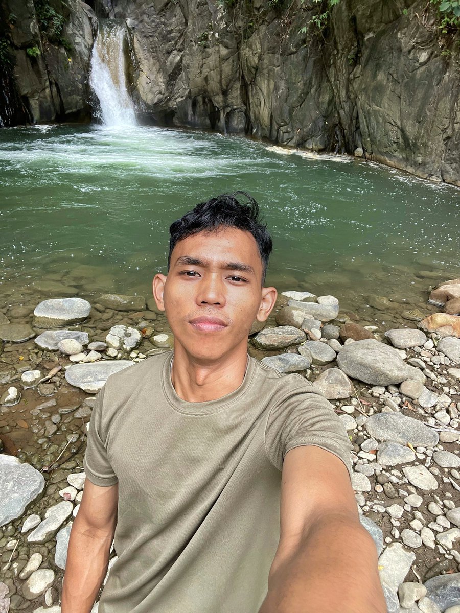 Segerrr 💦💦
#outdoors #workout #muscle