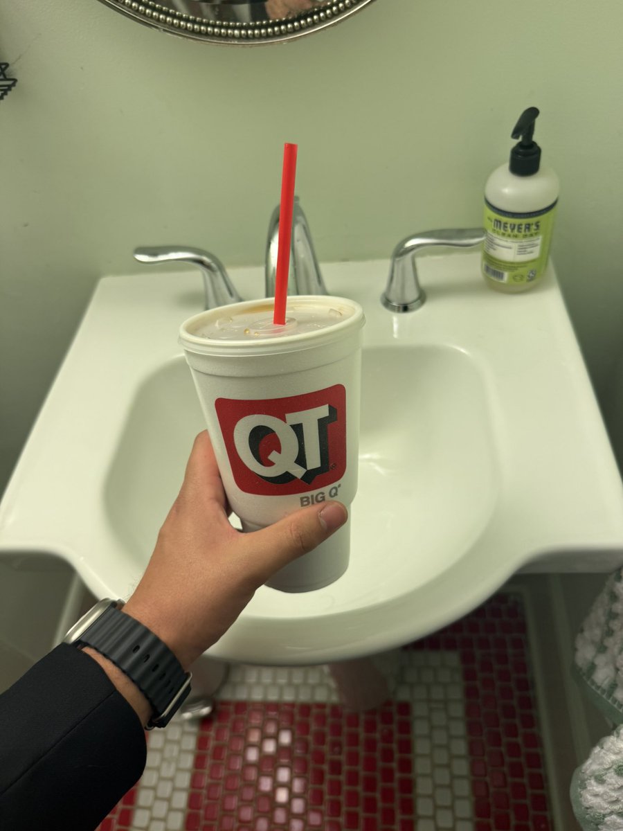 RustyShack9969's tweet image. The duality of man is drinking a whiskey coke out of a QT cup like a homeless man while wearing a Tux #WANGHAF #LANK #USC
