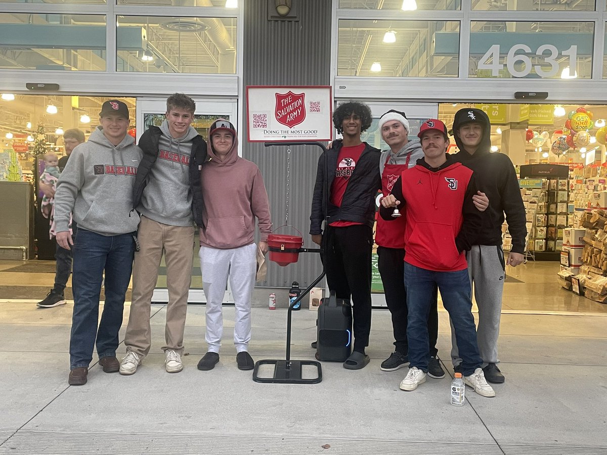 DTating's tweet image. The second stop on the 2025 Simpson Baseball Bell Ringing Tour. Team “Don’t be less, B Moore”. @SimpsonU @SimpsonRedHawks @SalvationArmyUS #Reasonfortheseason #culturefirst