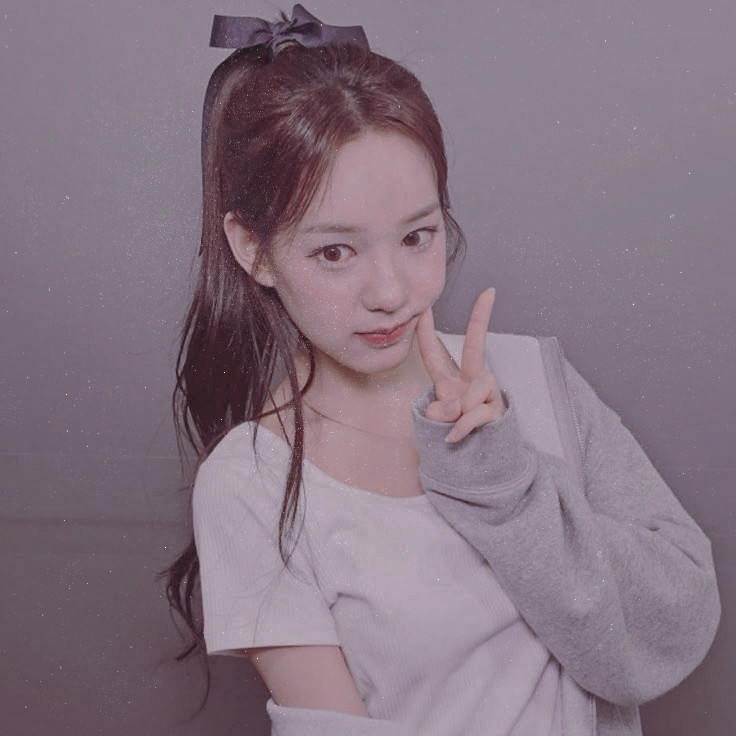 arcofhazel's tweet image. ㅤ

️️
SYDNEY SERENADA, 2006.
Susuholic, kerajinan minum susu biar cepet tinggi. Kamu suka susu atau kopi? 
️️

️️