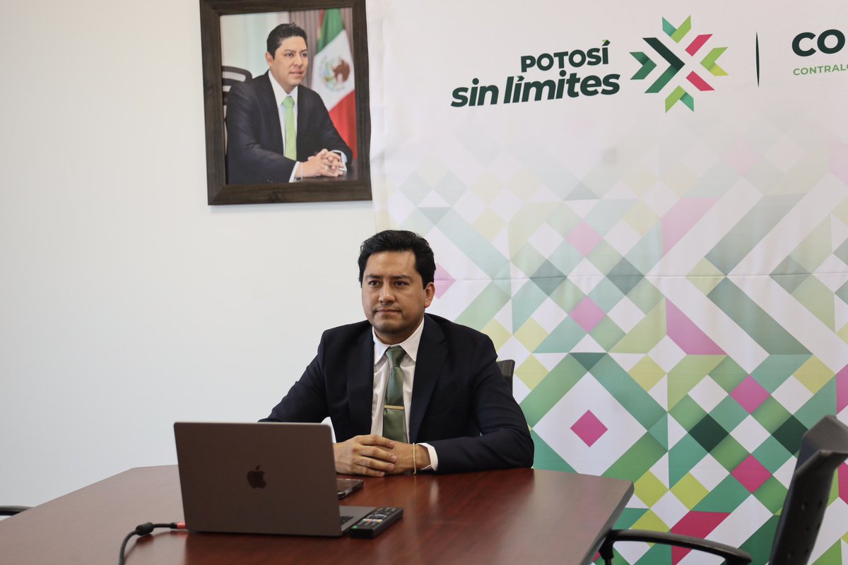 SergioArturoAM's tweet photo. 🟢 👉🏻 Acudimos de manera remota, en representación del Gobernador @RGC_Mx, a la Segunda Sesión Ordinaria del Consejo del Sistema Nacional de Acceso a la Información Pública (SNAIP), coordinado por la Secretaría Anticorrupción y @BuenGobierno_mx. 🧑🏻💻🔍🙌🏻
#RicardoGallardo #CGESLP https://t.co/rRMZ9273Nm