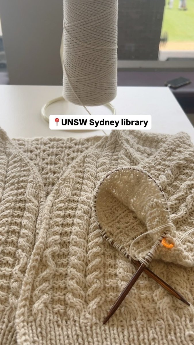 오늘은 도뜨
도서관 뜨개