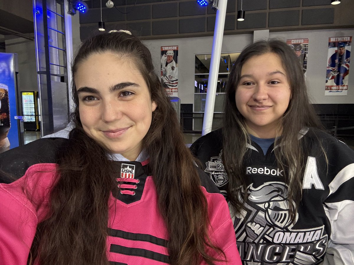savannahjoquinn's tweet photo. Like we never left #tweettheheat @OmahaLancers https://t.co/uQKgJnTrga