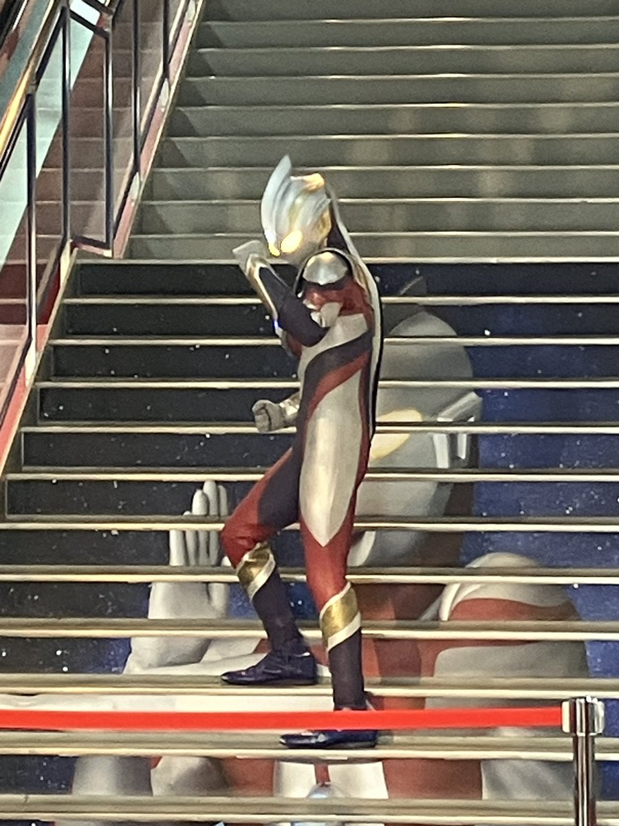 Taito_Tedori's tweet photo. 今日も元気にオープンしました！

今日は朝からウルトラマントリガーが登場してくれました✨

ゲームコーナーにもぜひ遊びにお越しください😃🎶 https://t.co/KhVeqsw88c