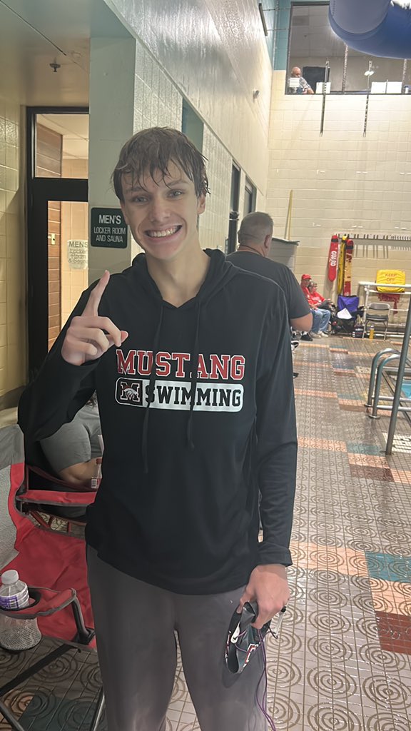 MHS Broncos Swim tweet media