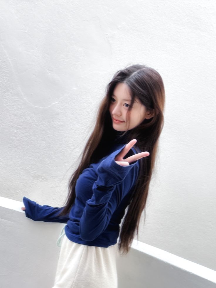 saupikachu's tweet image. Tik tik tik bunyi hujan.
Kalau tok tok tok bunyi aku mengetuk pintu (hatimu) aduh.

Saufika, 2005. Ayo pilih angka dari 3-318. Nanti aku kasih kalimat favorit dari novel di bawah ini. Salam kenal!