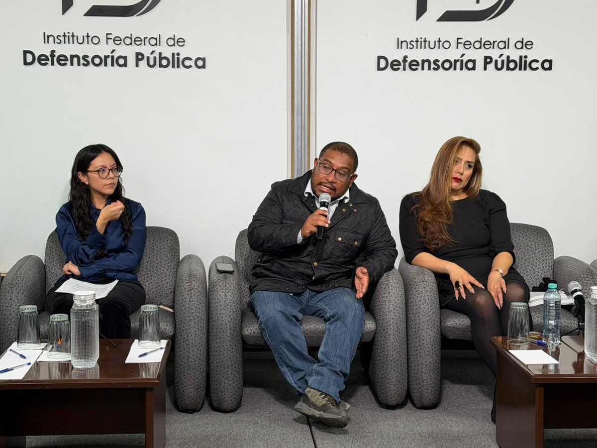 Hoy participé en la conferencia “Criminalización de personas defensoras de derechos humanos en México”, un espacio necesario para reconocer que, en nuestro país, defender derechos sigue implicando enfrentar riesgos que nadie debería vivir.

Abordamos el caso de Kenia Inés