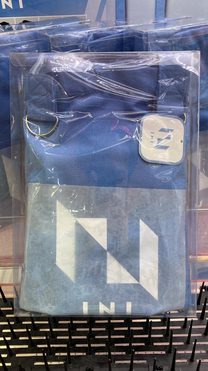 新景品入荷情報】 INI トートバッグ マスコットぬいぐるみ ぬいぐるみ