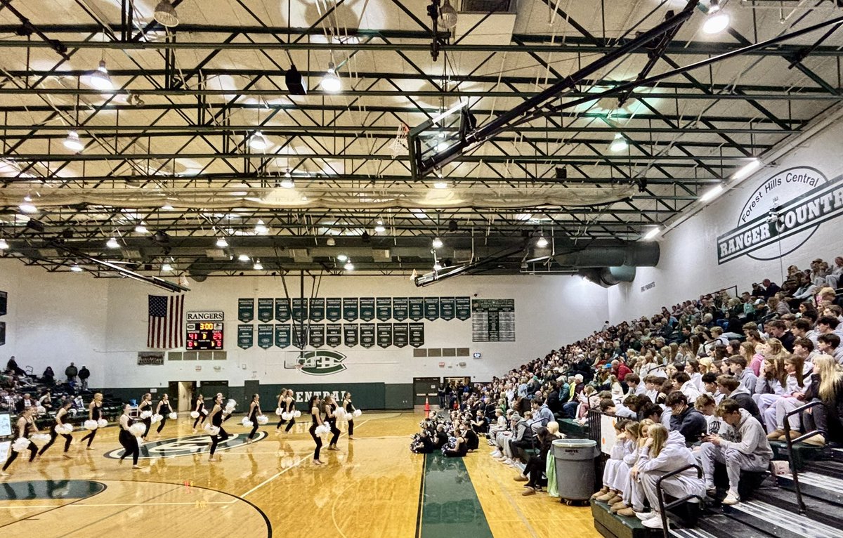 Halftime in Ranger Country with <a href="/fhcrangerball/">Forest Hills Central Basketball</a> up 41-29. <a href="/FHCHSRangers/">Forest Hills Central HS</a> community rocking the gym tonight! #RangerStrong