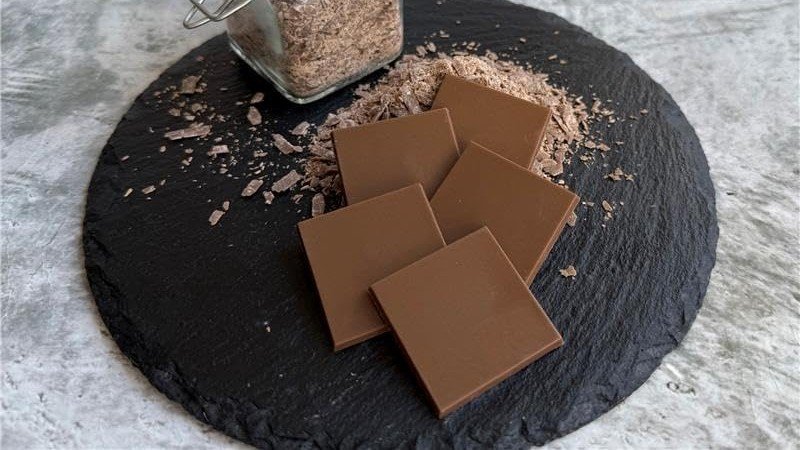 【注目】カカオ不使用「代替チョコレート」とは？チョコを表現するカギは“口溶け”と“風味”
news.livedoor.com/article/detail…

カカオの代わりに、ヒマワリの種やゴボウなどの原料を使った商品などが売られている。取材班が実際に食べてみると、味も風味も、その違いがわからないほどだったという。