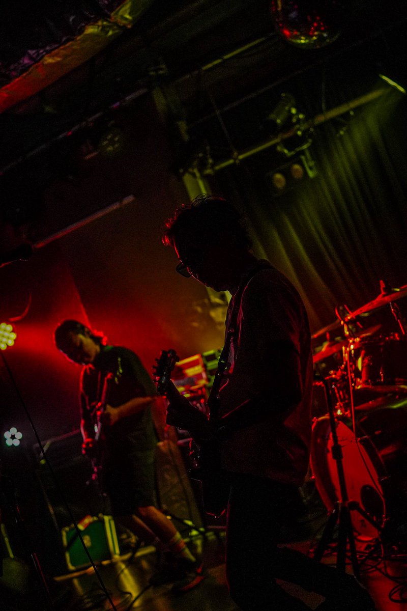 10年ぶりに新宿でライブしました。
改めてここまで支えてくれてサポートしてくれる仲間が居るからバンドやれてます。
昨日は久々の再会も会って素敵な時間を過ごせました。

5人バンドなのに急遽3人編成でLIVEしました。

イベントに呼んでくれたMELLCAMP、河ちゃん、ありがとうございました。感謝です