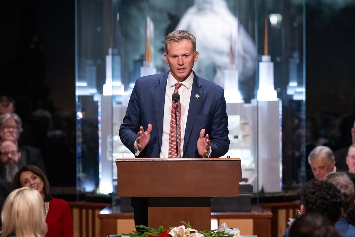 RepBlakeMoore's tweet image. I always look forward to participating in the Festival of Lights at the Washington, DC Temple. It’s a joyful celebration and a great reminder to serve those around us. The Marriott family has sponsored this event for 48 years—such an impressive legacy and unique way to share the…