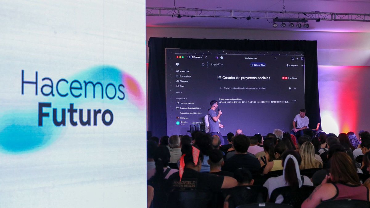 celiaarena's tweet image. 💡 #HacemosFuturo

Cerramos el año en Rosario con el mismo impulso que encendimos en Santa Fe y Calchaquí: meterle cabeza en serio, aprender todo el tiempo, debatir sin vueltas sobre el futuro de nuestra provincia.

Somos una comunidad diversa de personas que piensan, hacen y se…