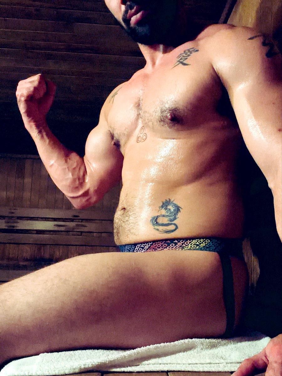 Pup Phoenix (13k) tweet media