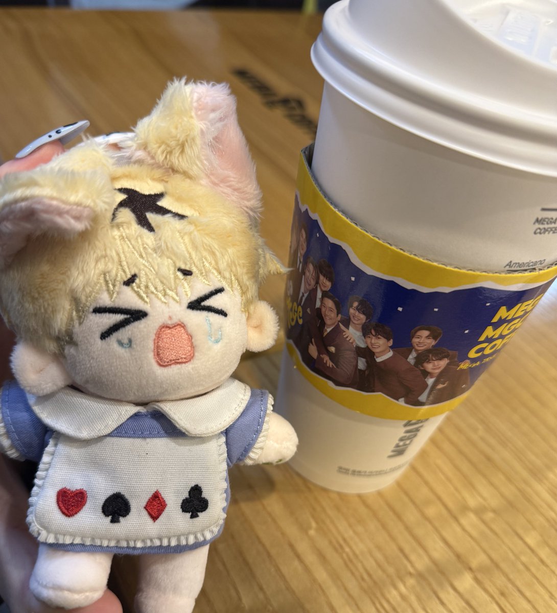 왹려랑 시간때우기..