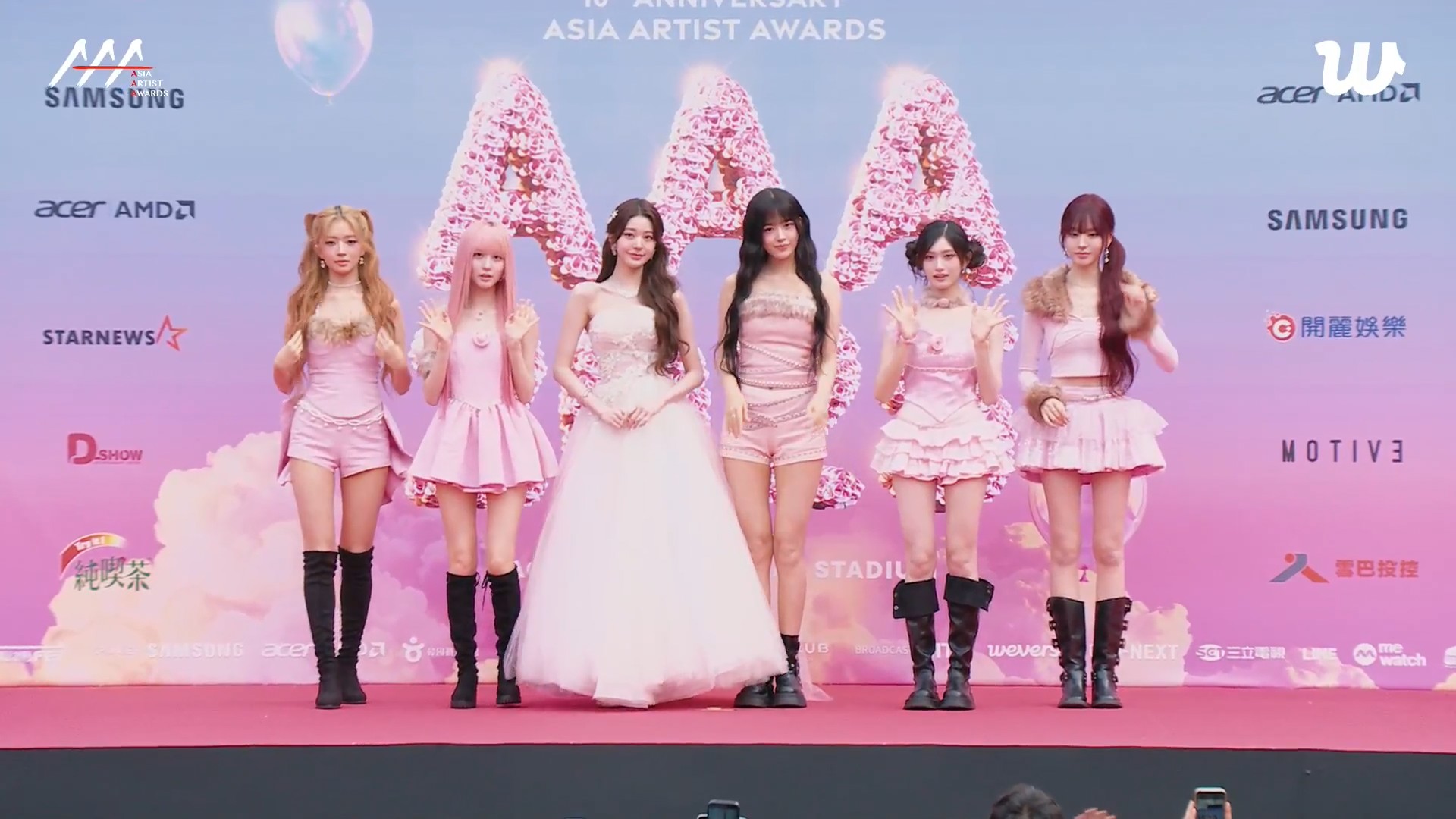 G7d-73xa0AA5e-i?format=jpg&name=large