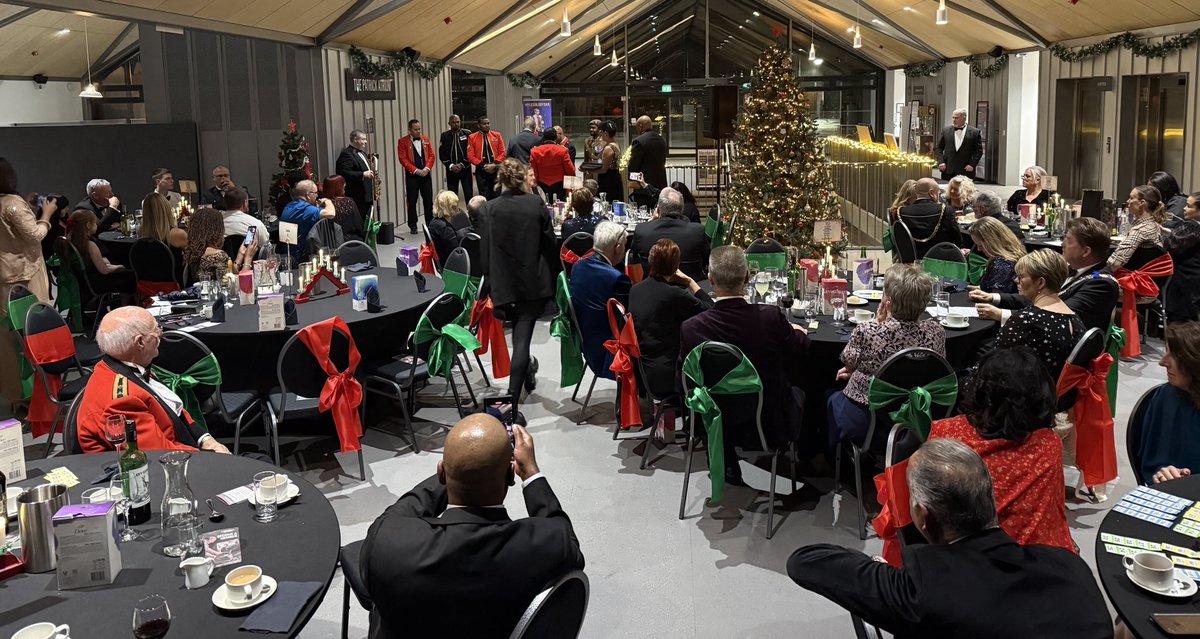 A memorable evening ⁦<a href="/BCLivingMuseum/">Black Country Living Museum</a>⁩ celebrating and give an early voice to the ⁦<a href="/WeAreInvictus/">Invictus Games Foundation 💛🖤</a>⁩ Games to be staged in Birmingham in 2027.