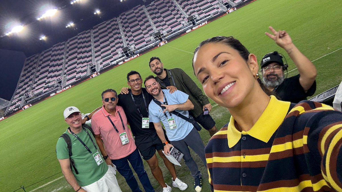 sadovnik1965's tweet photo. Llegó el día más esperado es la GRAN FINAL de la #mlscup2025 por @AppleTV @InterMiamiCF vs. @WhitecapsFC los esperamos desde las 2:30pm ET/11:30am PT junto al MVP @DiegoDv8 y @soyantosports con un gran previa que arrancará una hora antes con @RamsesSandoval @giosavarese @migallardo01 y @MicheleG3 todo el equipo de la @MLSes en el partido que cierra una temporada inolvidable