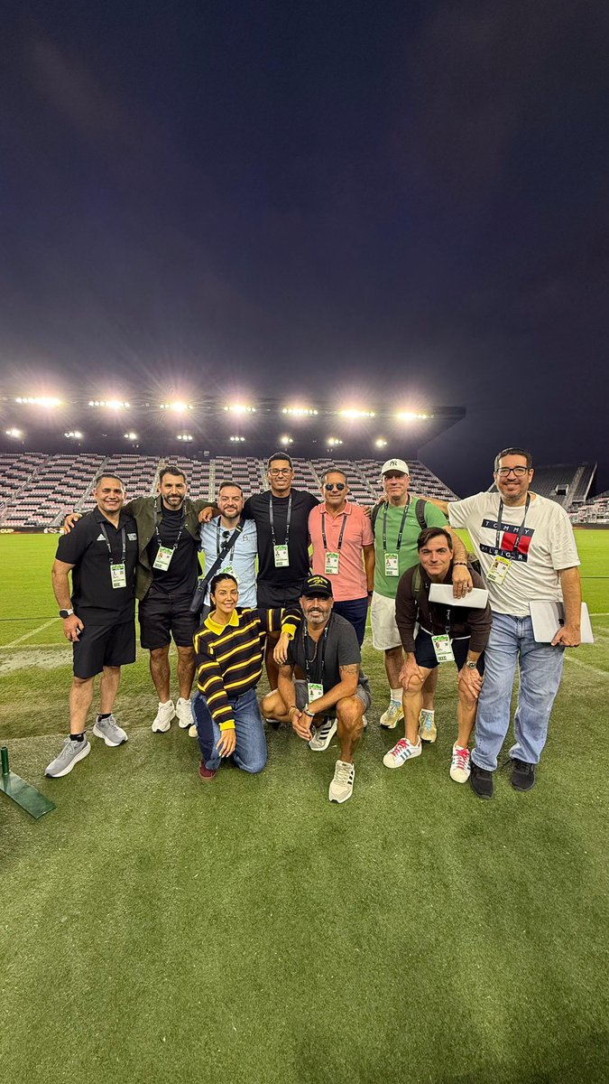 sadovnik1965's tweet photo. Llegó el día más esperado es la GRAN FINAL de la #mlscup2025 por @AppleTV @InterMiamiCF vs. @WhitecapsFC los esperamos desde las 2:30pm ET/11:30am PT junto al MVP @DiegoDv8 y @soyantosports con un gran previa que arrancará una hora antes con @RamsesSandoval @giosavarese @migallardo01 y @MicheleG3 todo el equipo de la @MLSes en el partido que cierra una temporada inolvidable