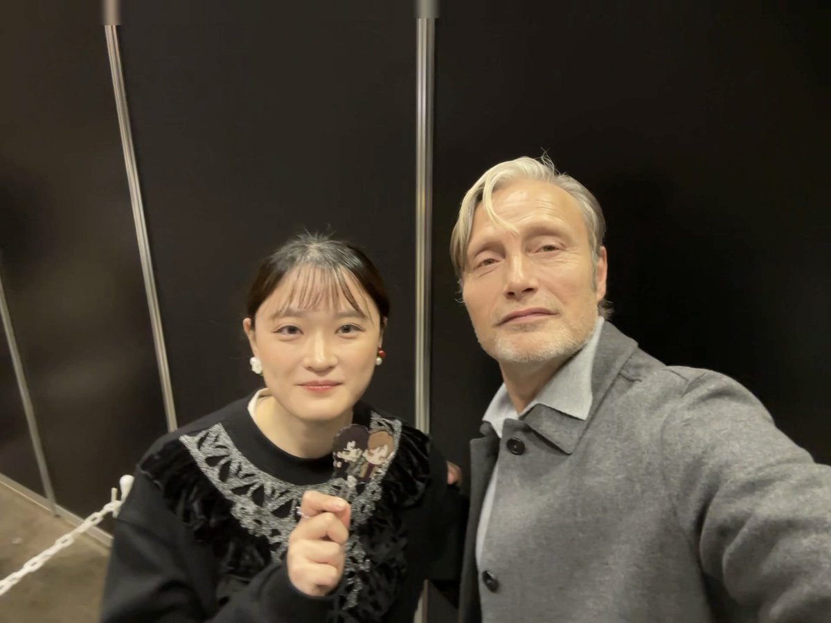 Tiko_violin's tweet photo. 是我们的丹麦国宝✨人生圆满！

#麦斯米科尔森辣醒中国人
 #東京コミコン2025 https://t.co/w9HkmIzQpB