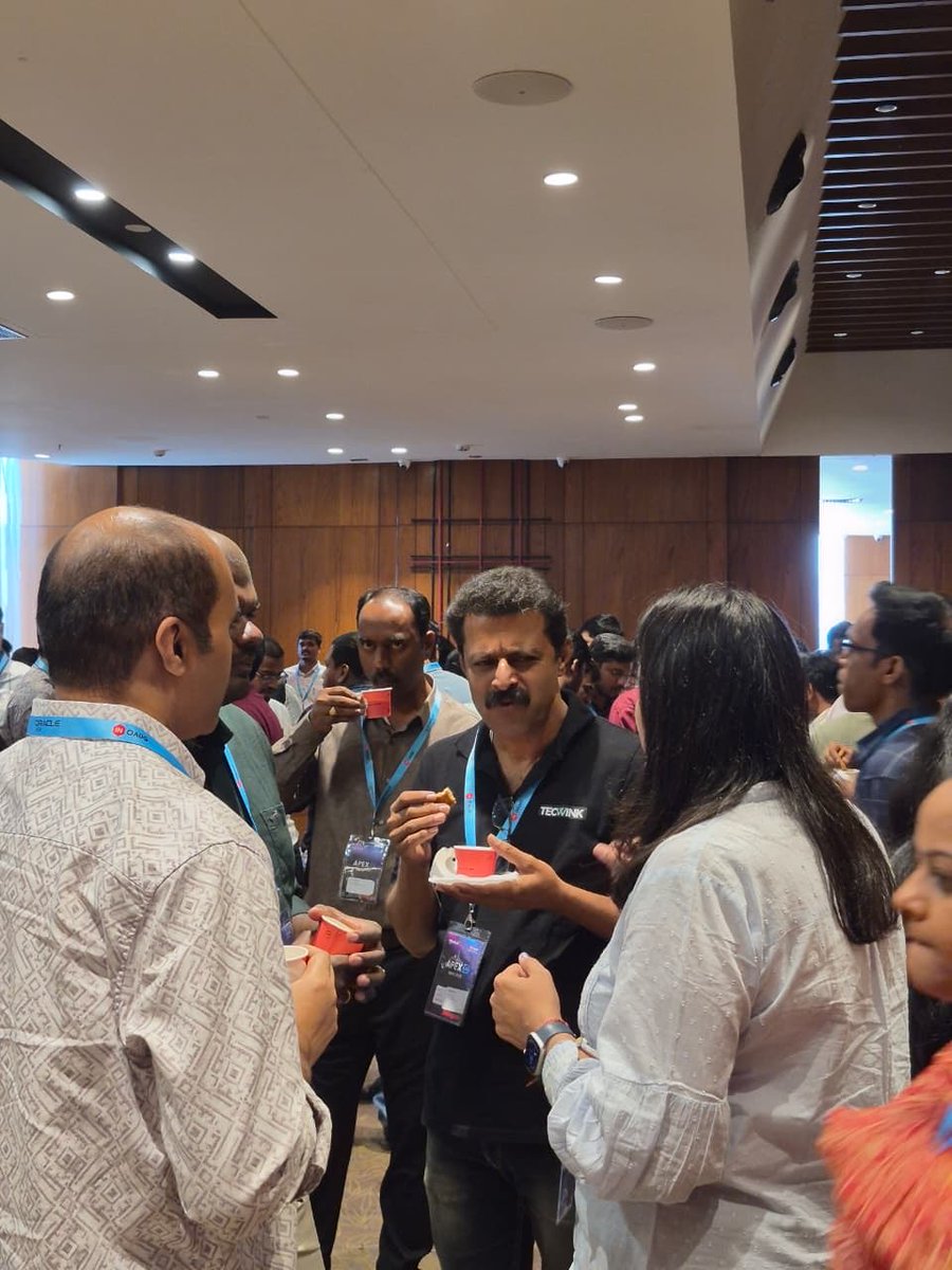 inoaug's tweet image. ☕ Tea Break!
Time to recharge, connect, and spark new ideas with fellow developers. Great conversations start over a cup—enjoy the break and keep the energy high! 🌟
#APEXAIDays #Oracle #LowCode #AI #DeveloperCommunity