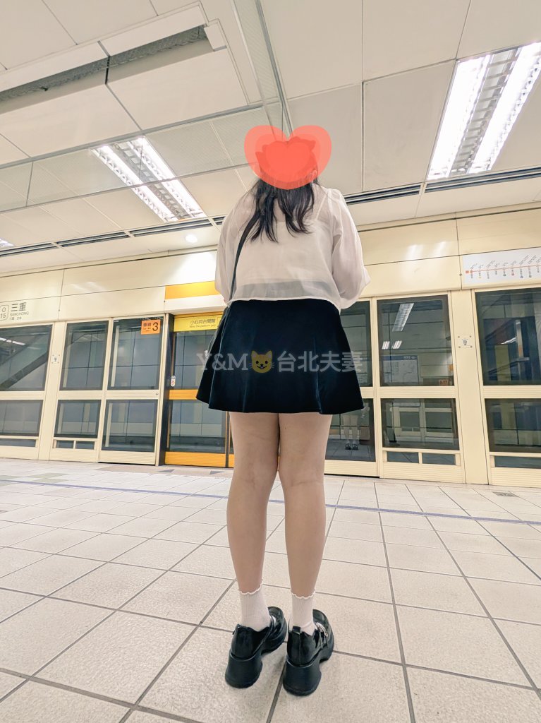 urrmaster's tweet photo. 坐捷運被帥哥搭訕好開心🥰
NTR老公不會介意的🤪
#性感人妻 #人妻露出 #腿控福利 https://t.co/Txkpc5Tciu
