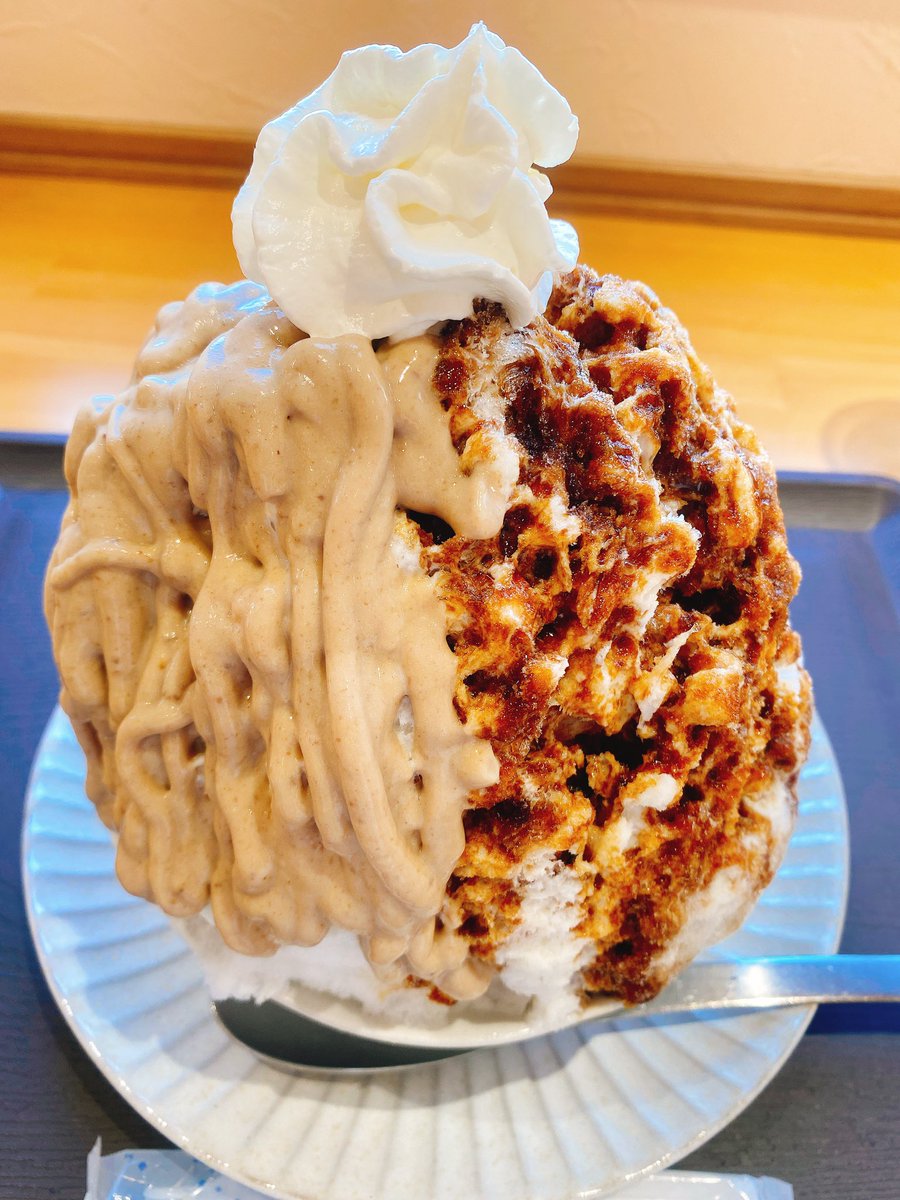 はい、週末の朝氷活！キリン屋さんですー 🦒今日は｢栗とエスプレッソ