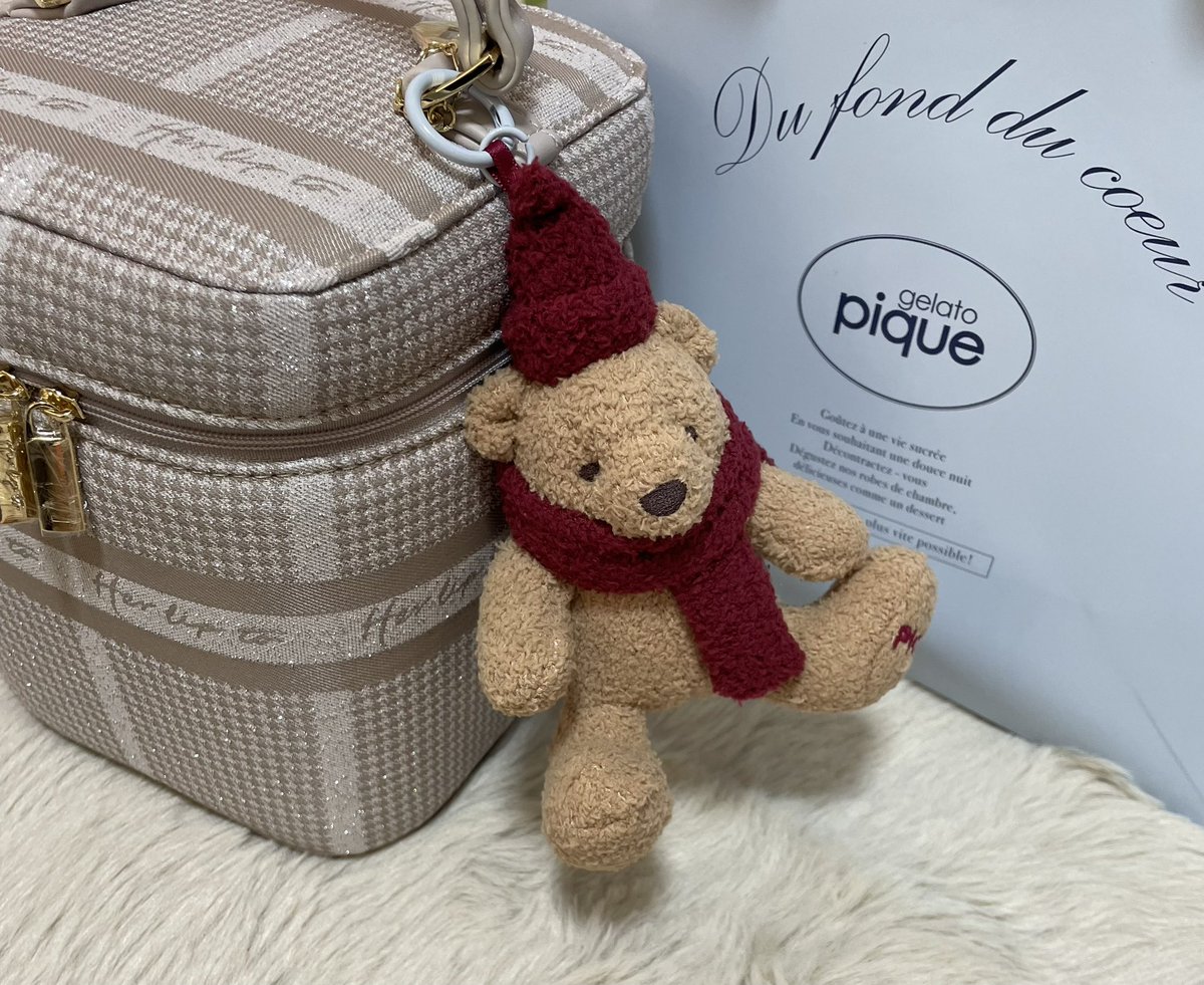 y00.il tweet media