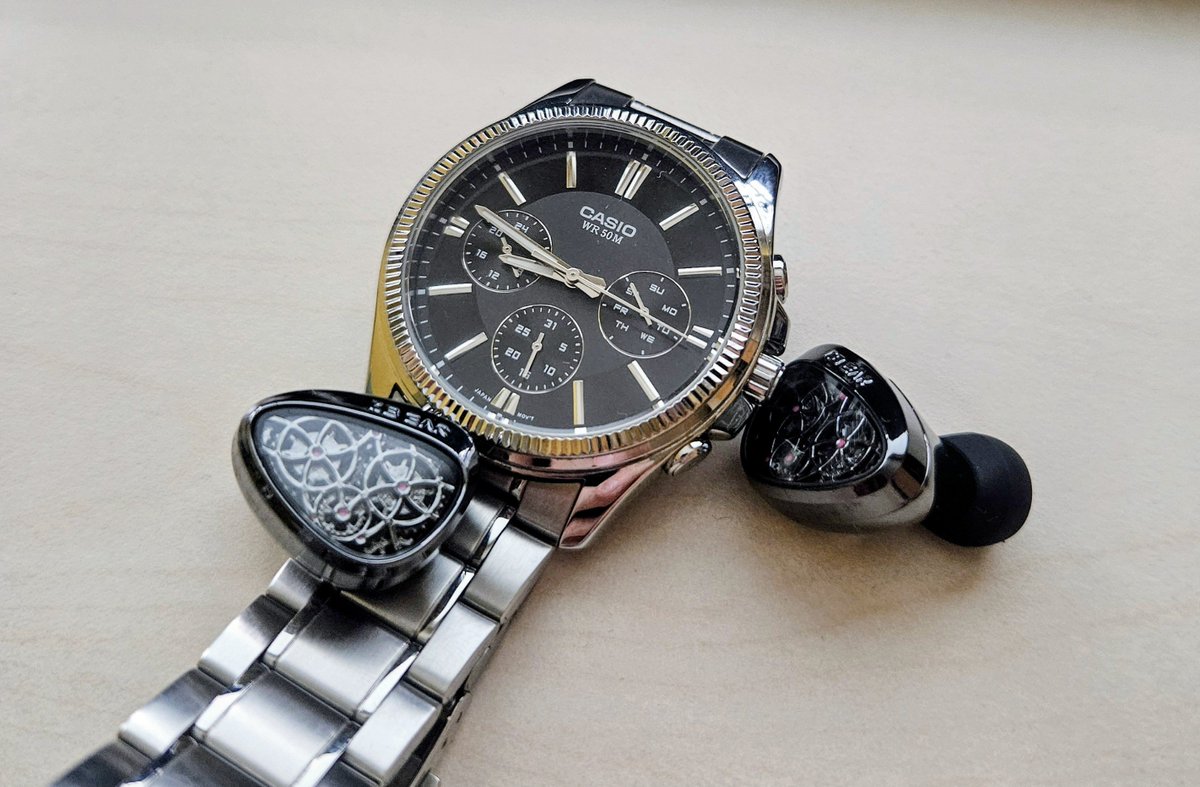 KeepHifiStore's tweet photo. Tick-tock, it’s Saturday!⌚
How’s everyone spending your Saturday, EarBuddies?🌤
📸photo by nikbr
#keephifi #Kbear #tourbillon #tbpro #hifi #iem #earphone #audio #audiophile #photooftheday #SaturdayVibes #Saturday #SaturdayMood https://t.co/sGkiEM53xz