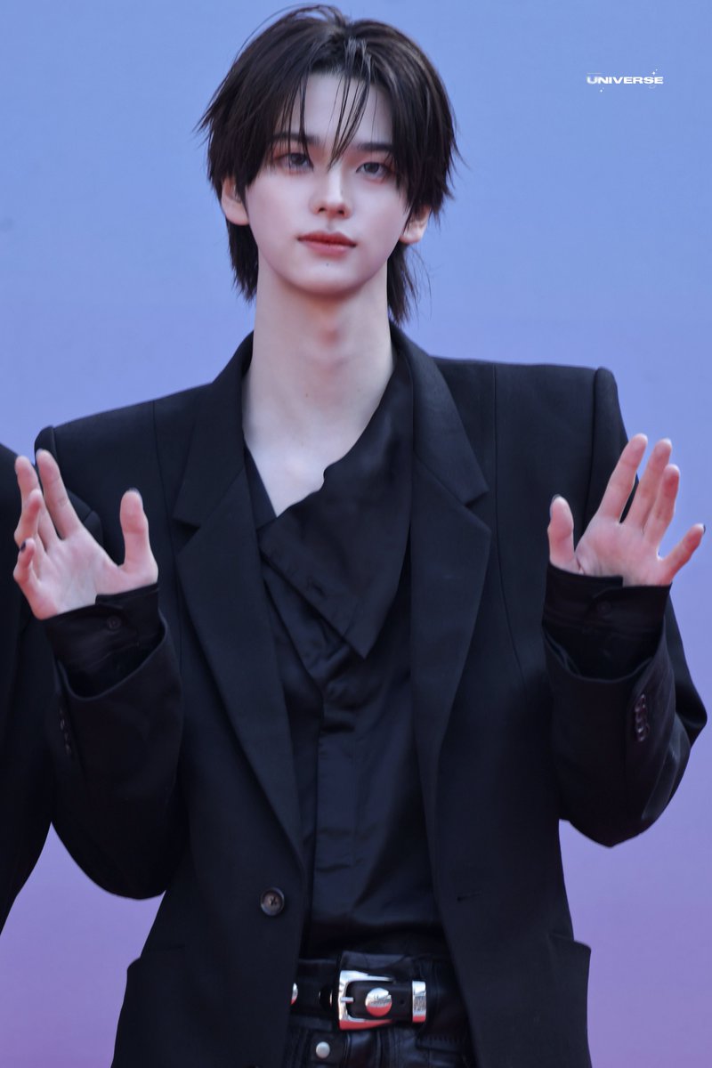 i wish i could hang this pic in the louvre