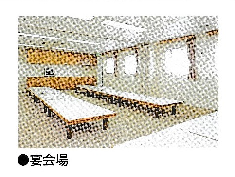F82015173's tweet photo. ご返信ありがとうございます。
就航当時の「フェリーきょうと２・ふくおか２」の���内図では、５階(１層)のゲームコーナー後方に「麻雀室」と「宴会場」がありました。その後「エコノミー室」に改装され使われてました。団体食事の需要が少なかったのと繁忙期の客室不足解消のための措置と思われます。 https://t.co/AbL250YO2h
