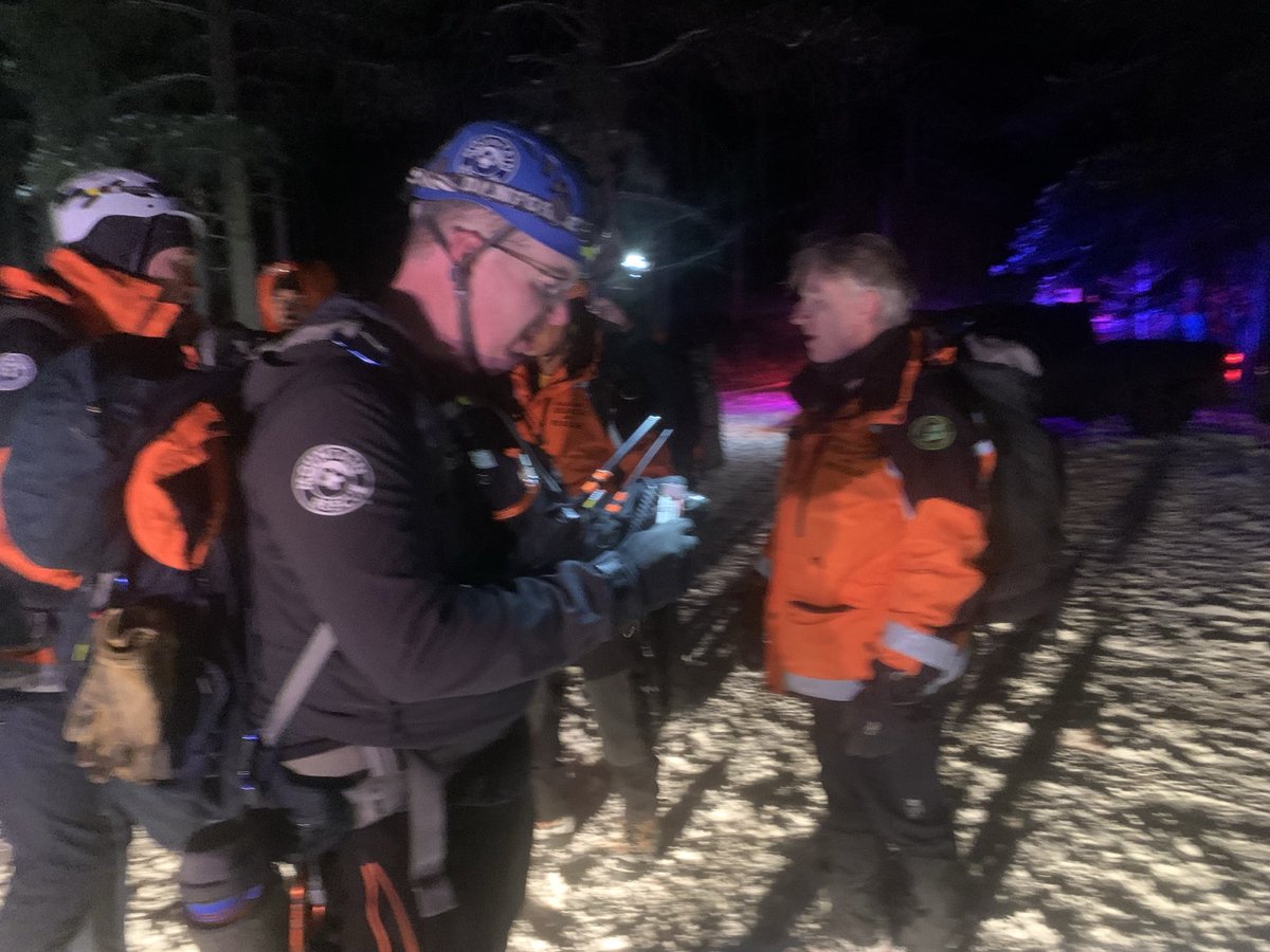 DCSARColorado's tweet photo. Earlier today multi-agency response to rescue an individual who activated an emergency beacon.  Strong teamwork, good outcome, all teams out by 2300 https://t.co/0Ok2LDXnyC