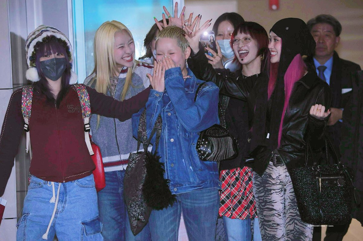 harveysbaby's tweet image. they have always been surrounded by so much love and support!! my heart is so happy!! 

#WELOVEYOUCOCONA
#COCONA_COMING_OUT_PARTY #BEWHOYOUARE