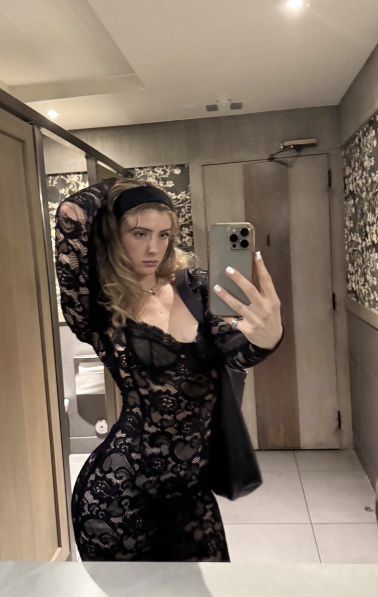 𝐅𝐀𝐈𝐓𝐇 tweet media