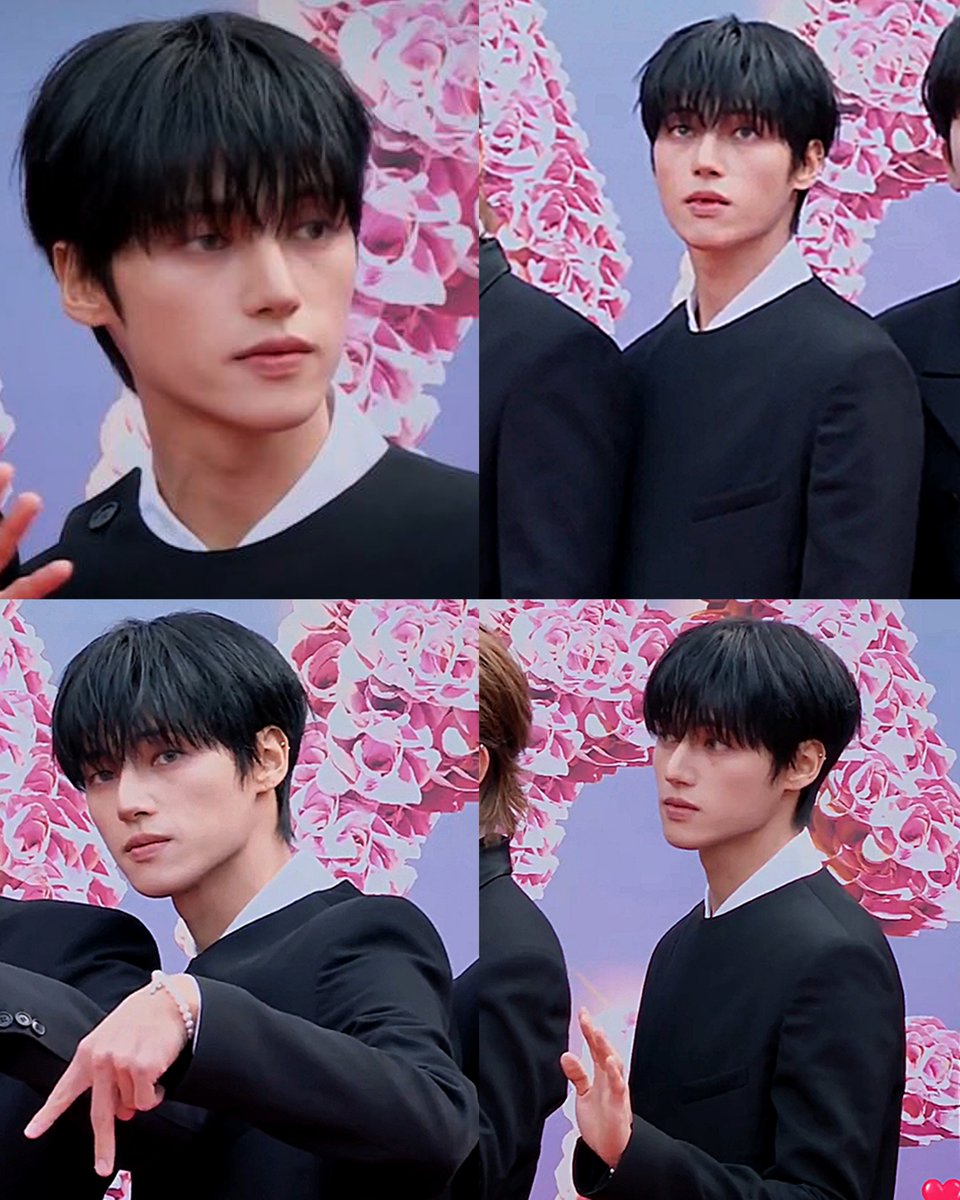 Wooyoung today 251206 in AAA Red carpet!! #WOOYOUNG #우영