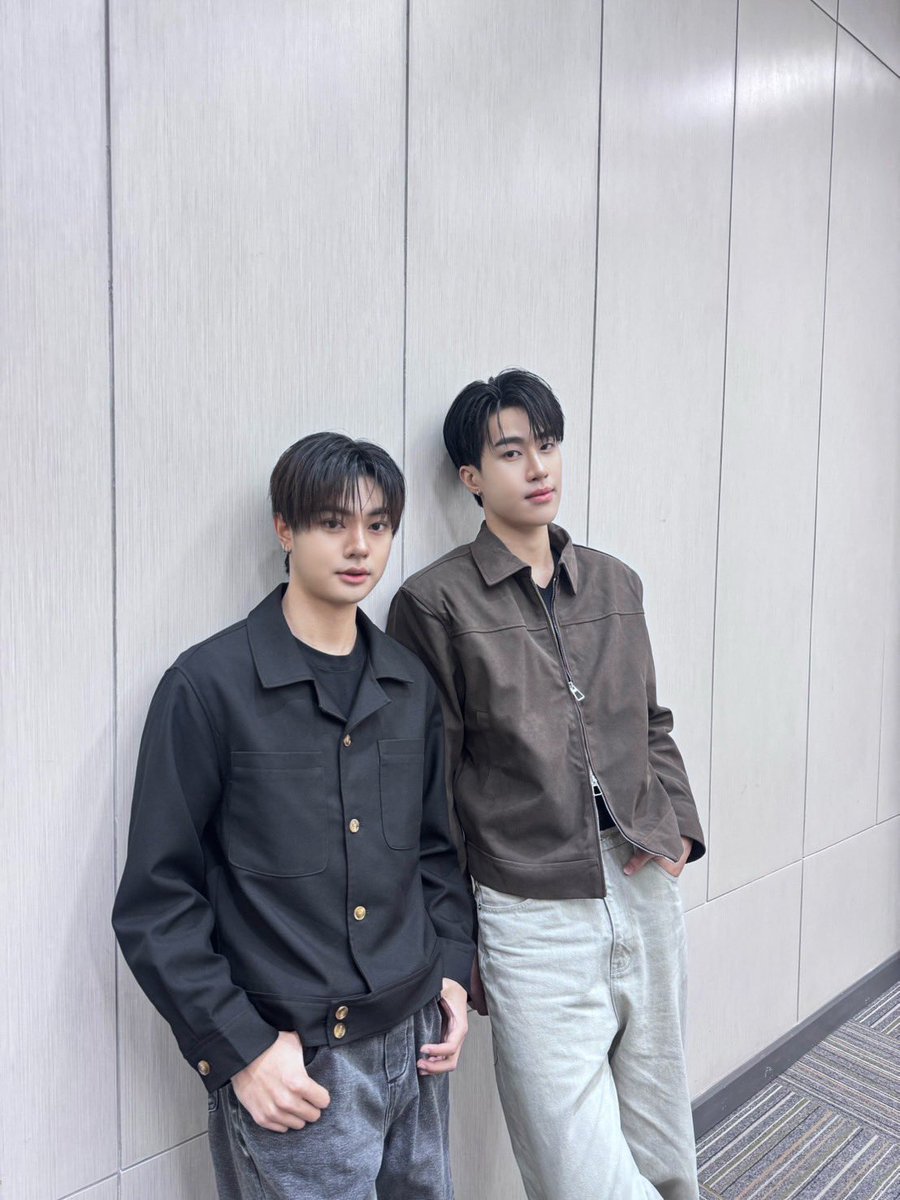 “ไม้เอก ฐิรวัฒน์” และ “ต้า จิรายุ” พร้อมเติมเต็มความสนุกและแฟชั่นสุดคูลให้กับทุกคนในงาน “IQ SPORT WIN YOUR HERO” แล้วค้าบ ⛹️🧗🏻⚽️

<a href="/maiakets/">ม้ายเอกกก</a> <a href="/Tarjry/">Txr.jry</a> 
#MaiakeTar #ไม้เอกต้า
#MaiakeThirawat #TarJirayu 
#SCFlourishEntertainment
#IQSPORT #โรบินสันอยุธยา #อยุธยาซิตี้พาร์ค