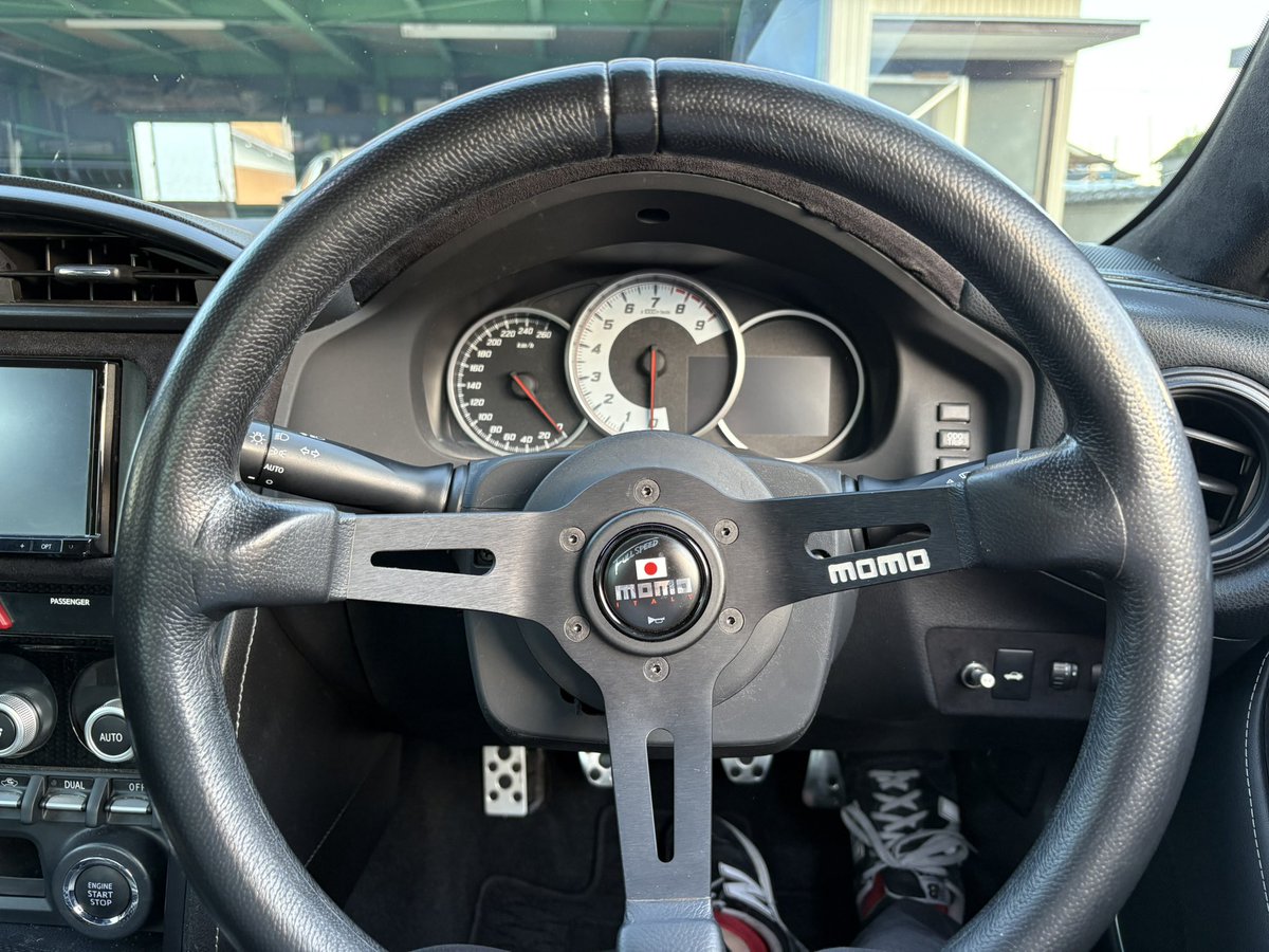 ステアリングもNDで使ってたラフィックス＆ナルディに交換！