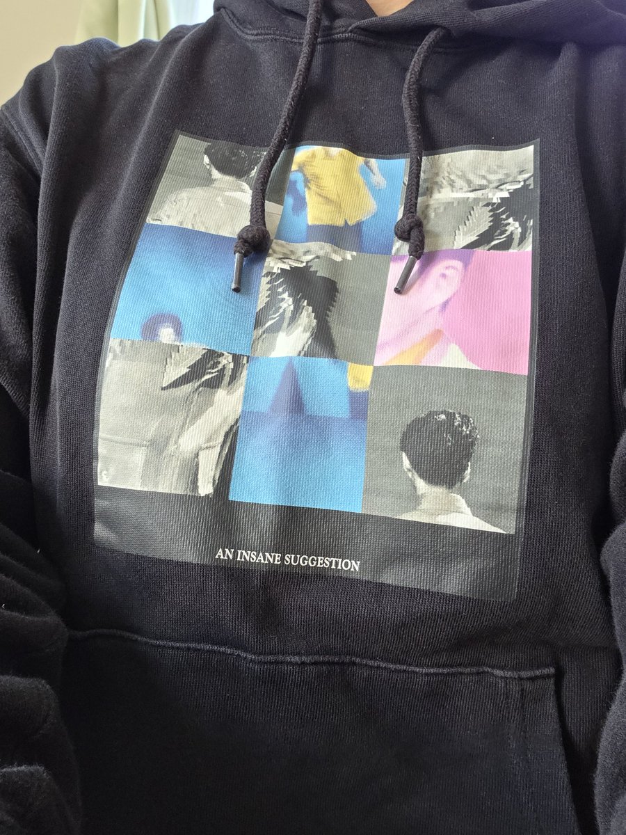 今日は星野源さんパーカー着てお掃除中！ 全然片付かないよ一😭 集中