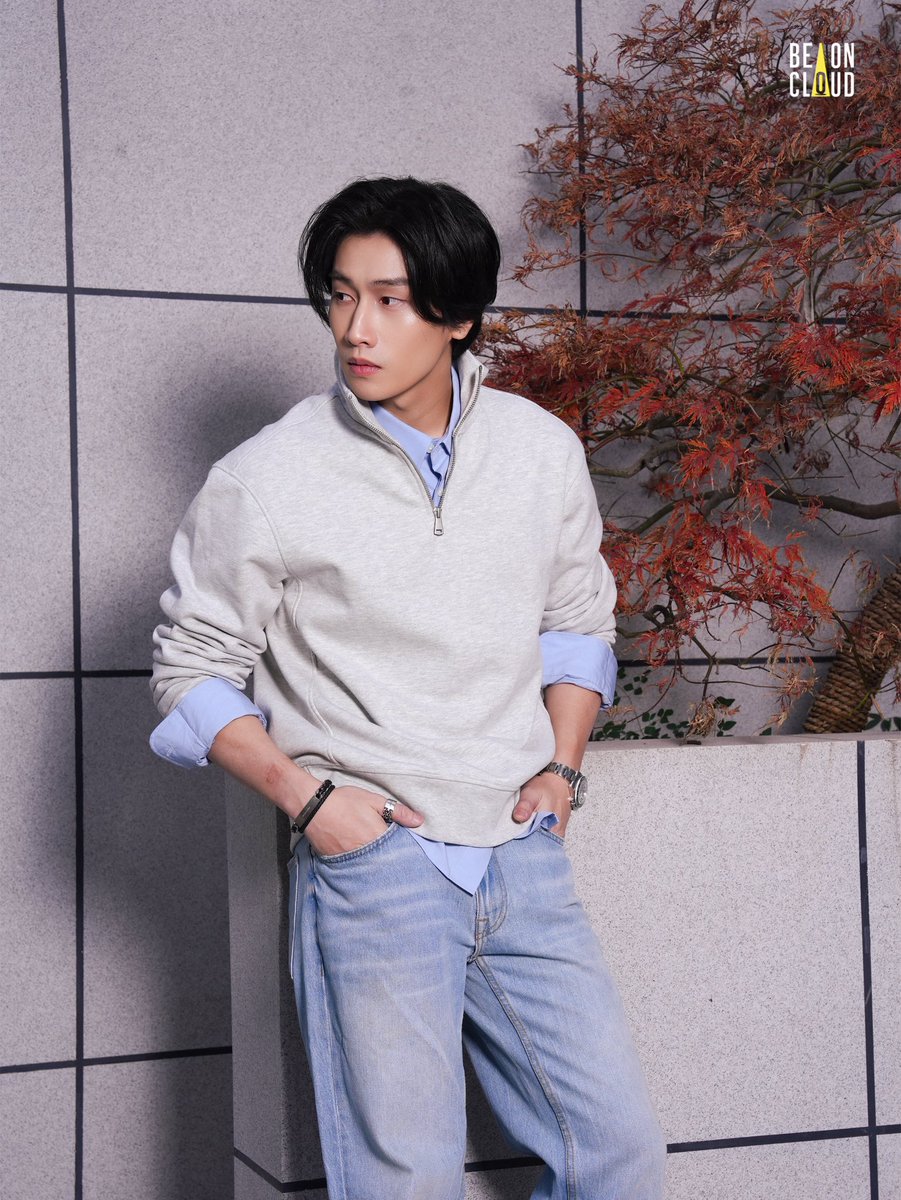 beoncloud_th's tweet photo. ไบเบิ้ล วิชญ์ภาส ร่วมงาน Bible Fan Sign in SuZhou 📸✨

#YoungTuDayxBible https://t.co/ILPokqrd8A