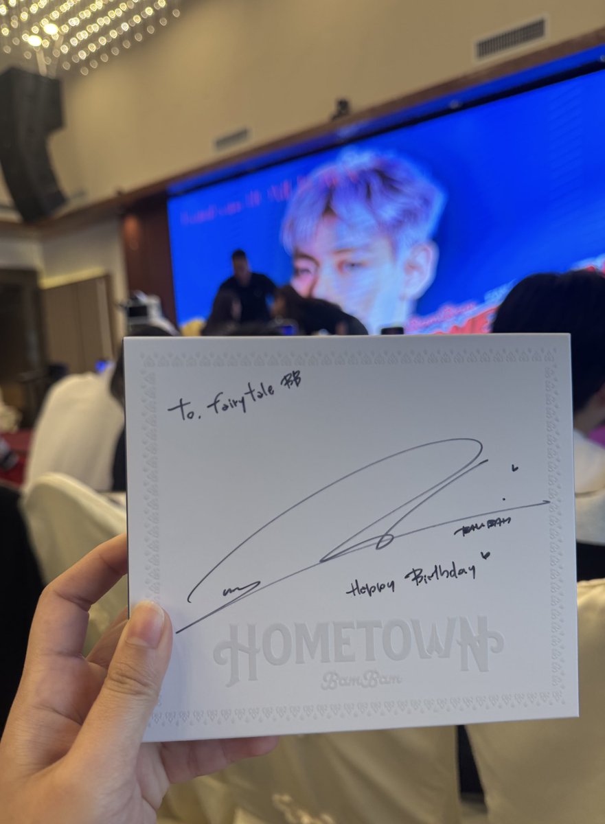 fairiry's tweet photo. ของขวัญวันเกิดที่ดีที่สุด 🫶🏻❤️
รักแบมน้าาาาา @BamBam1A 
แฟรี่เปนคนไทยน้า ฮือ 
#BamBamGuangzhouFansign https://t.co/6egnGKVPZm