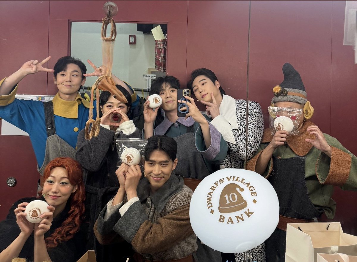 한달에 한번 하얀빵주지- 하얀빵 모아~ 모아 모아