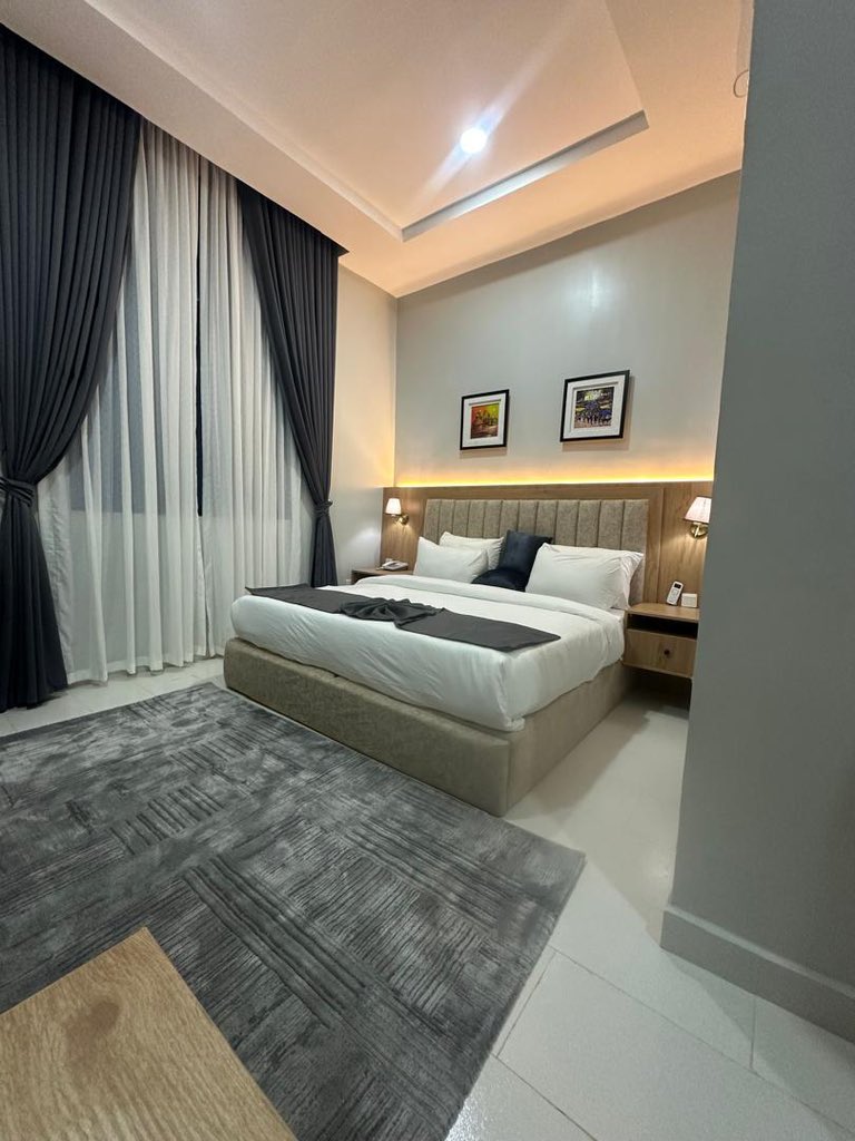 Smart buk interiors, nothing buh befitting creativity and luxury 🙂‍↔️❤️ 
Follow us for more