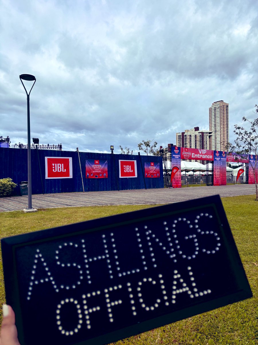 ashlingsofc's tweet photo. Here for Ashtine, always. 💙

Supporting her every stage, every moment.
JBL, let’s make this day unforgettable! 🎶✨

#JBLSoundFest2025 https://t.co/Tr1fVYqnSY